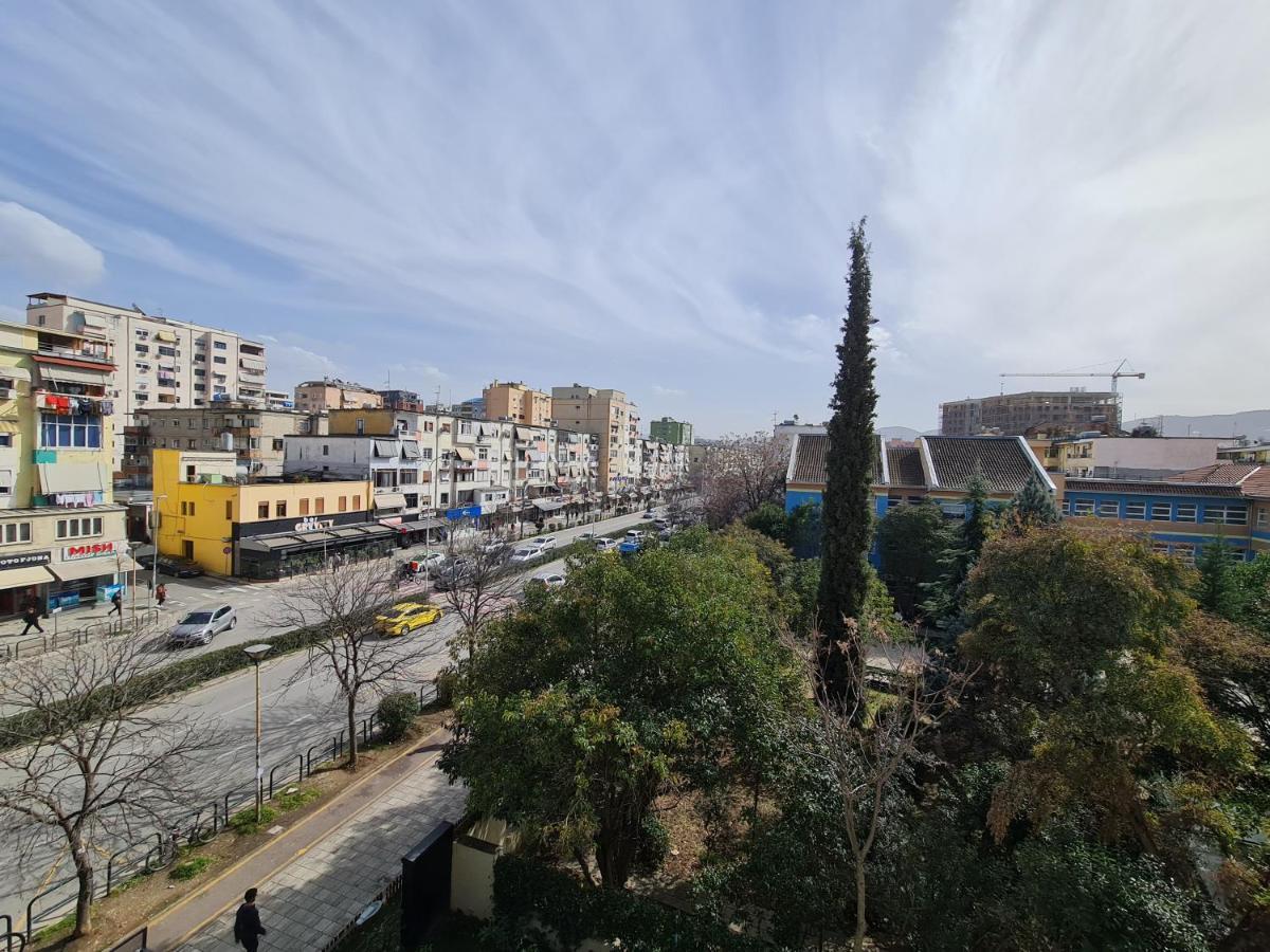 Adore - Modern Apartment Tirana Exterior foto